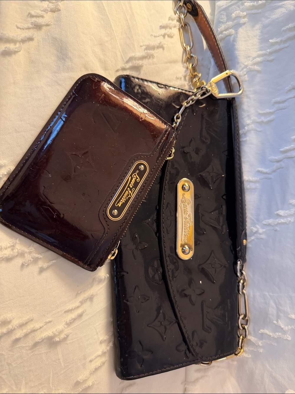 Louis Vuitton Vernis Patent Leather Mini Wristlet in Deep Plum and clutch wallet - Picture 3 of 10